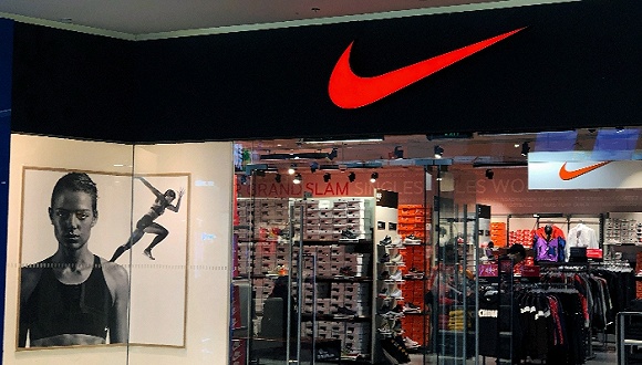 疫情下北美零售业受阻 各大运动品牌宣布全线关