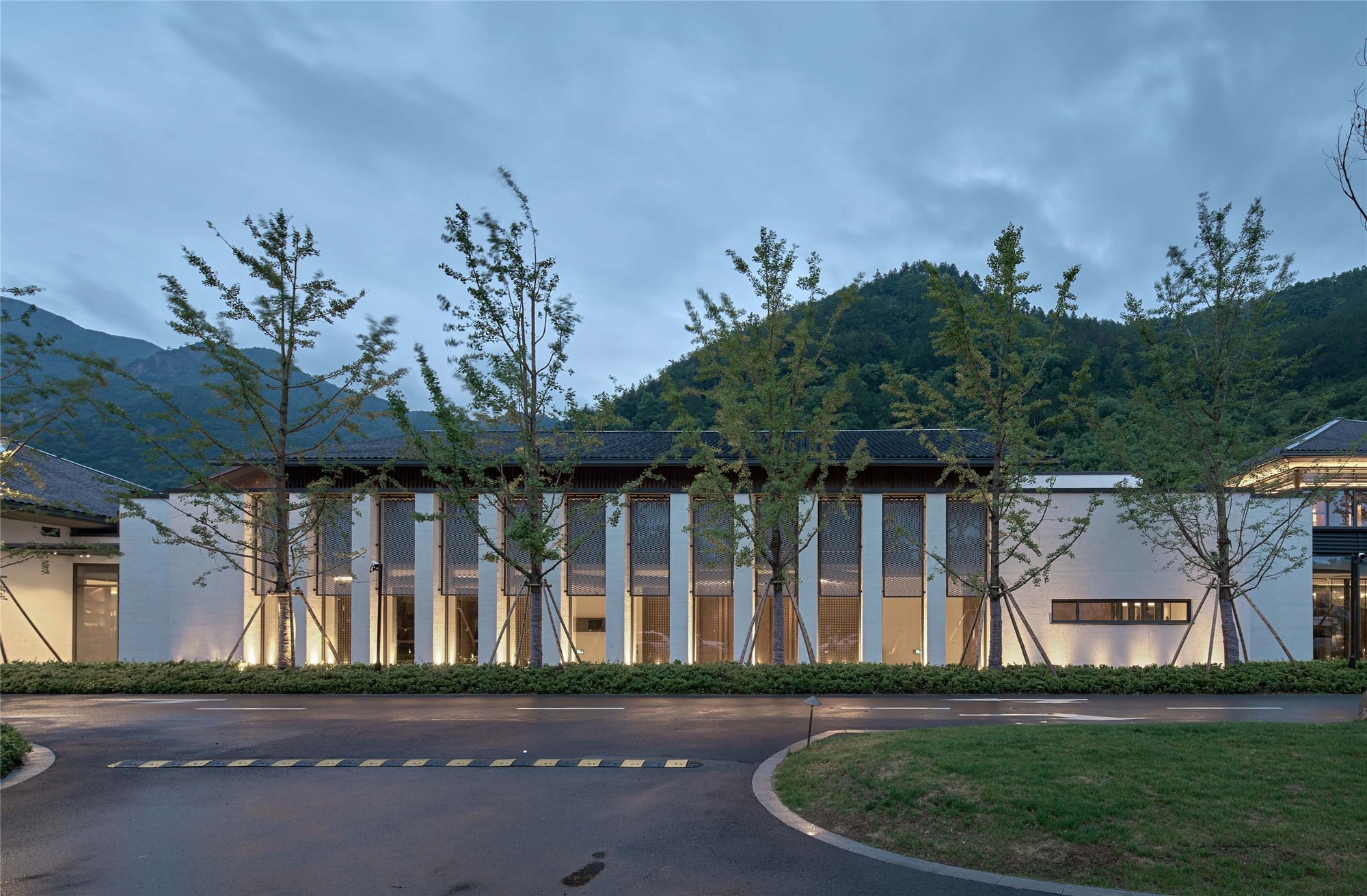 杭州富春开元芳草地乡村酒店 \/ 中国美术学院风景建筑设计研究总院