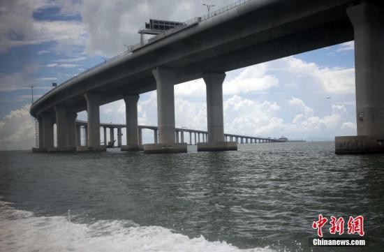 资料图片:港珠澳大桥连接香港大屿山、澳门半岛和广东省珠海市。