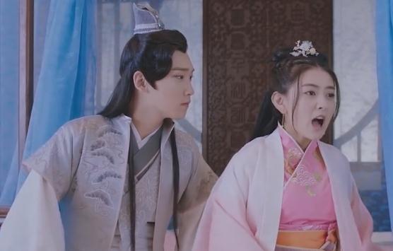 《双世宠妃》两部造型比拼:墨连城俊美 她就像是公主一样
