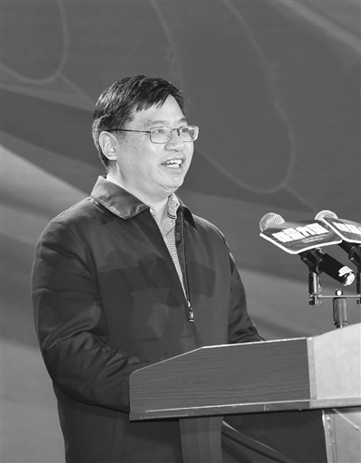 2019扬子晚报全媒体协作峰会举行