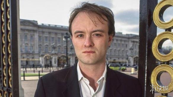 卷福变秃了也变强了!本尼迪克特新剧定妆照