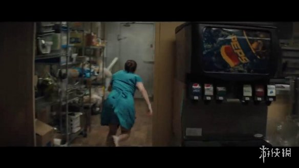 黑暗版超人电影《灵异乍现》预告邪恶超人现身 校园霸凌让