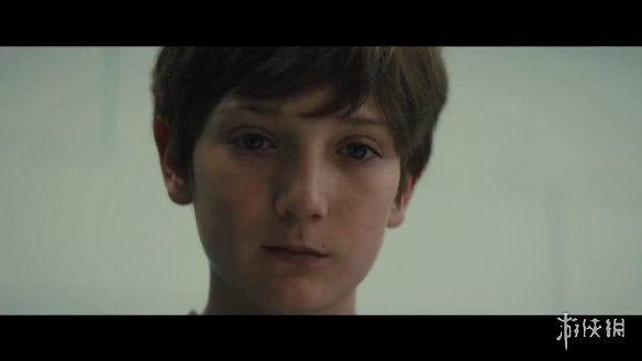 黑暗版超人电影《灵异乍现》预告邪恶超人现身 校园霸凌让