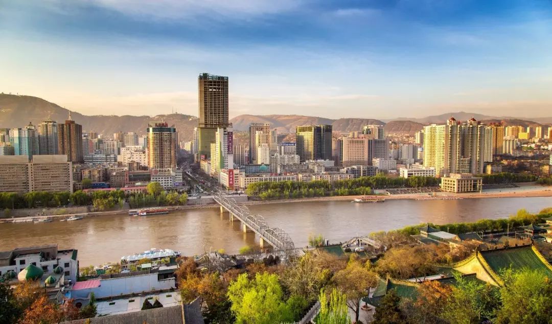 要闻|给力!兰州再次霸屏美国纽约时代广场