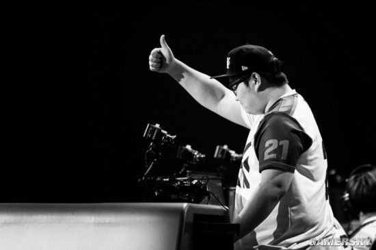 跟随镜头 感受《守望先锋》联赛常规赛的难忘瞬间