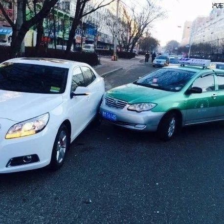 身边事丨车被刮蹭，找不到肇事者怎么办？