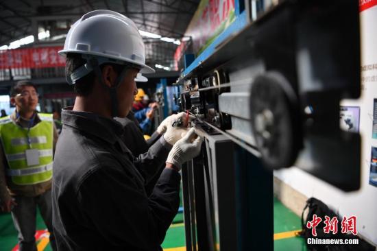 人社部:5月起启用2018年版技能人员职业资格