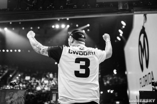 跟随镜头 感受《守望先锋》联赛常规赛的难忘瞬间