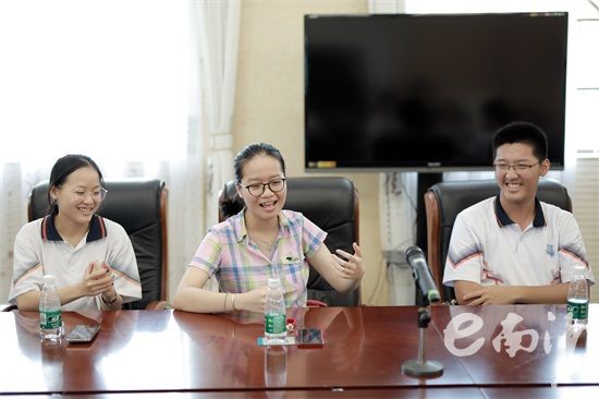 今年高考广州外国语学校双喜临门 国际化助推