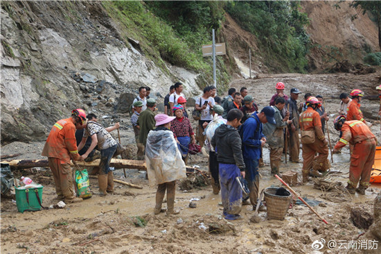 麻栗坡洪水泥石流灾害救援：消防搜救转移28人