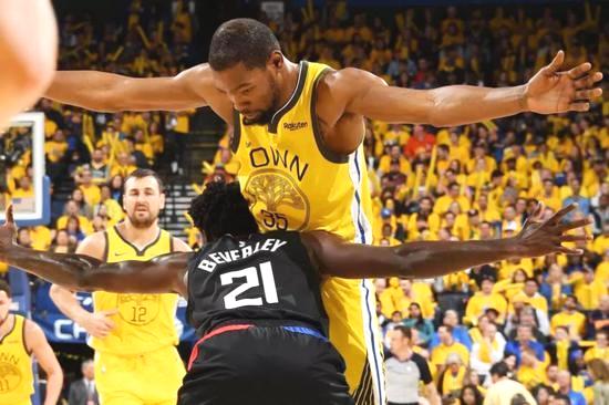 快船第一轮淘汰勇士,有八成可能!全联盟警惕快