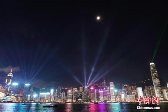  资料图：香港维多利亚港。中新社记者 张炜 摄