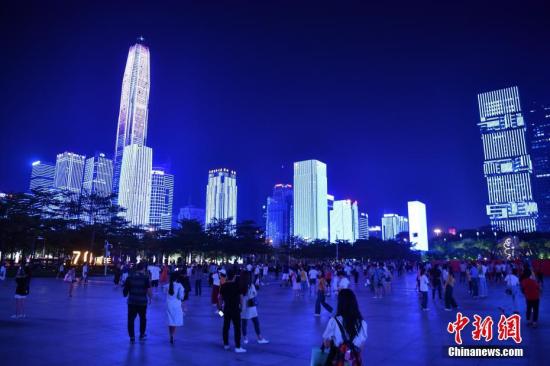 资料图:粤港澳大湾区城市之一——深圳。中新社记者 陈文 摄