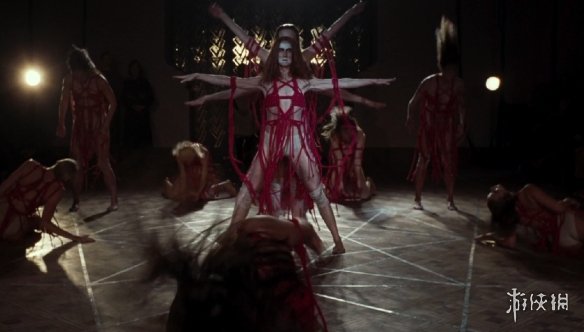 恐怖片《阴风阵阵》吓哭昆汀,女主演完之后看心理医生