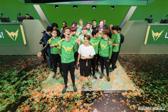 跟随镜头 感受《守望先锋》联赛常规赛的难忘瞬间