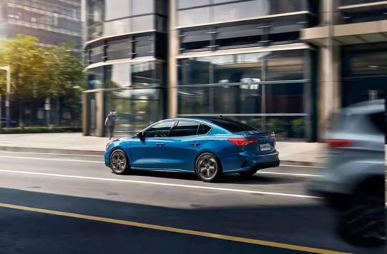 归来依旧是少年,全新一代福克斯再次成为焦点|车市裴聊