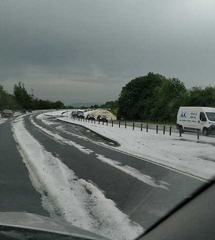 气象预报员预测到8月英国气温将飙升至85华氏