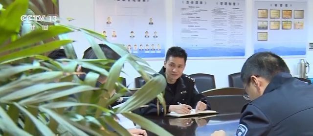 「宾利博彩公司」西安市公安局3名民警执行公务时遇车祸不幸因公殉职