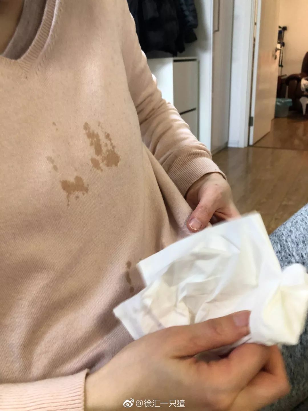 都在小号上放飞自我了吗？