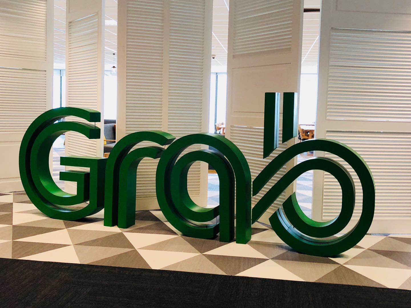 出行公司Grab首次披露年收入破10亿美元,进军