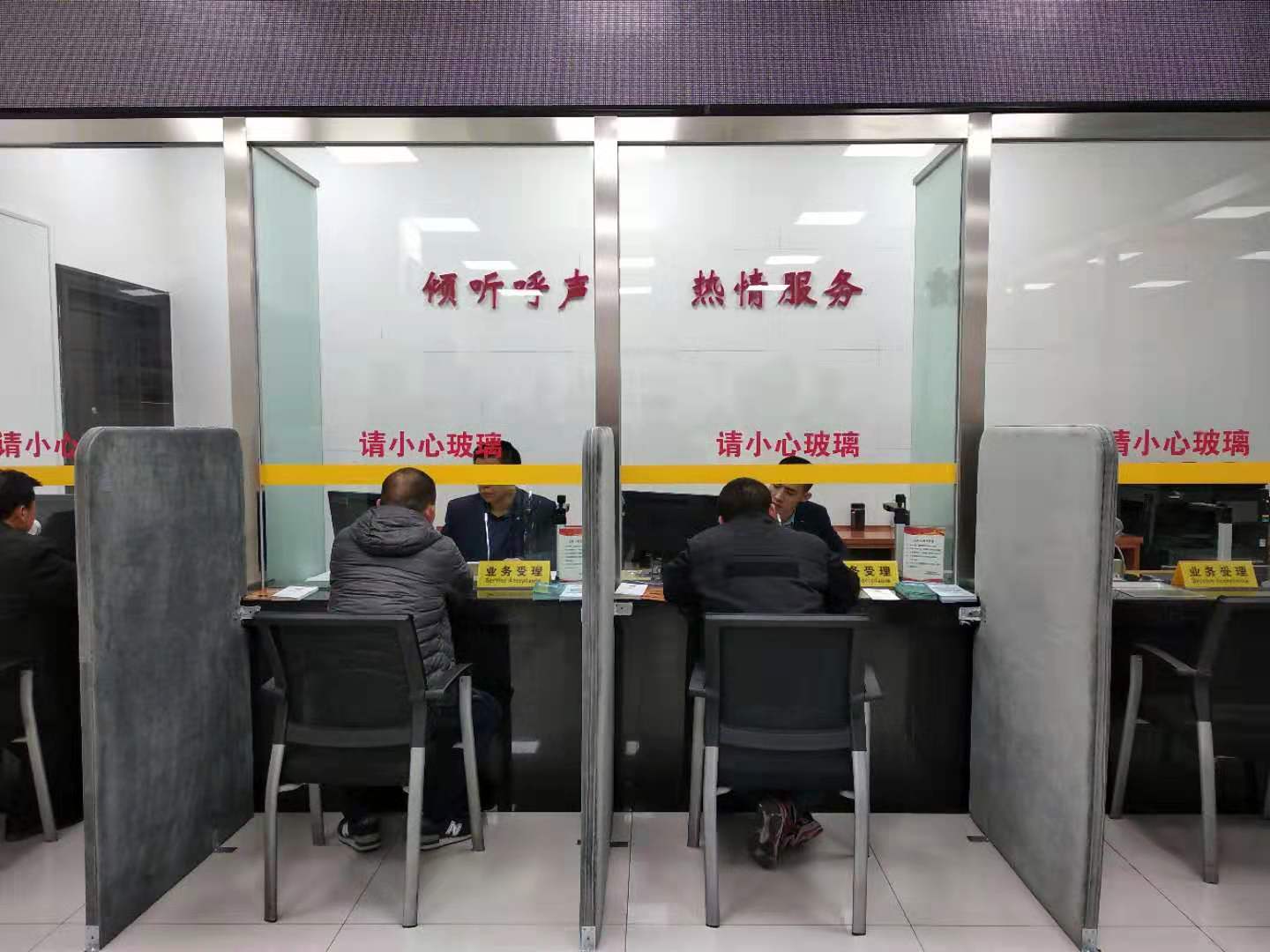 国家退役军人服务中心挂牌成立,乡镇社区服务