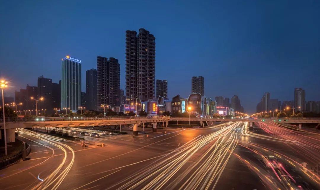 合肥gdp比济南发达吗_三四线城市房子有价无市将加重,未来房价还能撑多久(2)