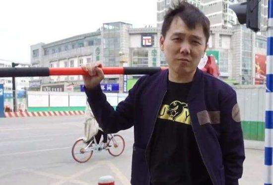 《绝地求生》主播大官人退出直播 直言55开回归他就回