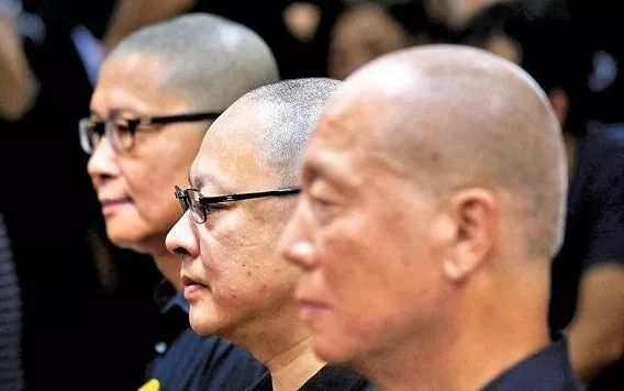 “占中三丑”图:香港《文汇报》
