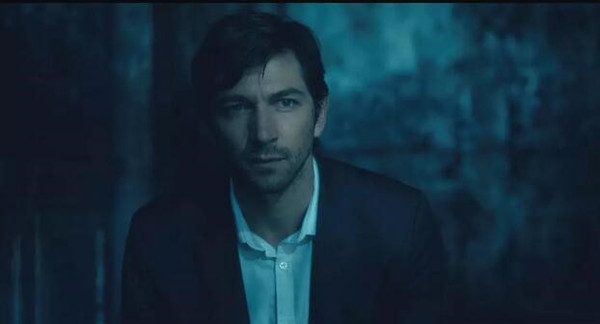 美剧《鬼入侵》:恐怖片还能这么拍