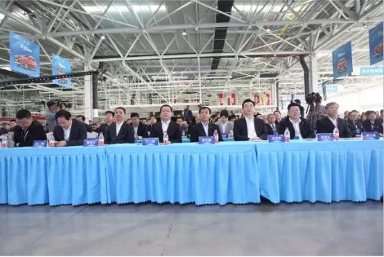 北汽新能源第20万辆纯电动汽车下线，EX360震撼入市！