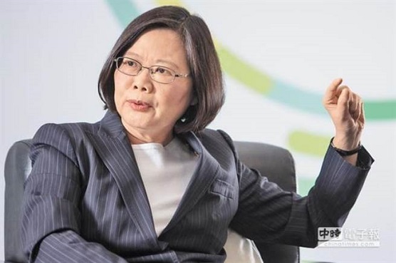 兼任民进党主席的蔡英文。(图片来自台媒)