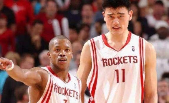 姚明第一次nba战纪,姚明第一次nba比赛