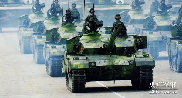 阅兵·档案 | 2009年国庆阅兵:武器装备类型