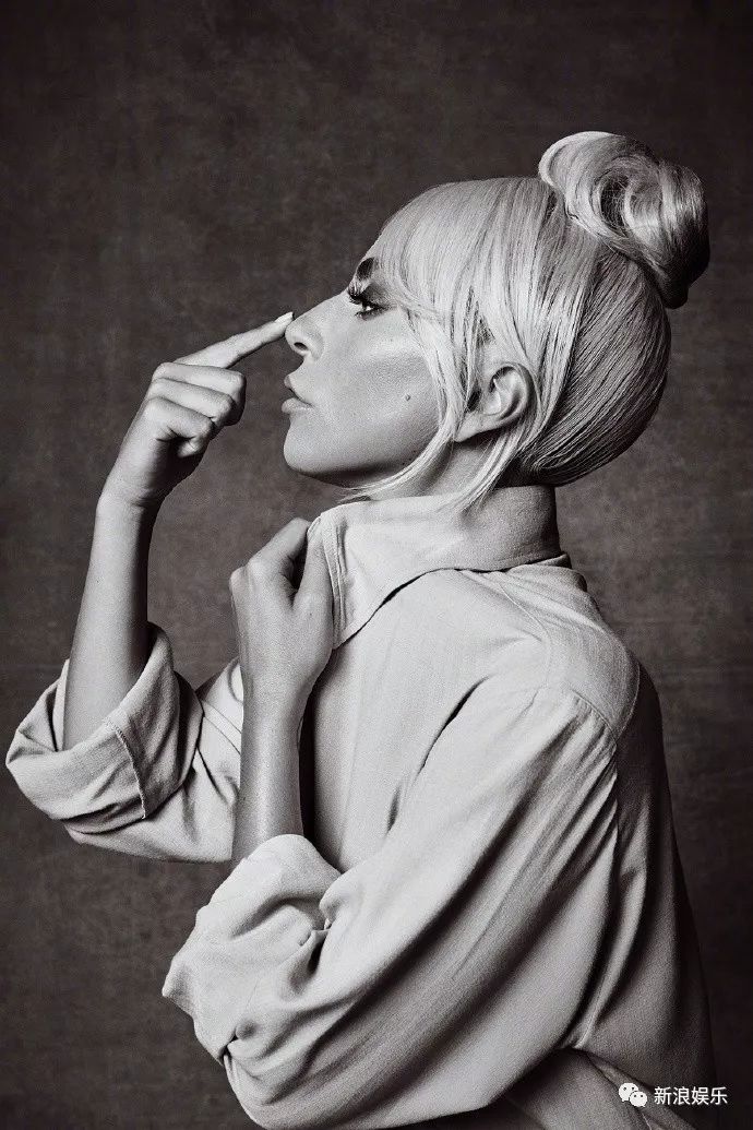 不懂时尚 | 这是要起飞？但她真是肉眼可见的美了好多！