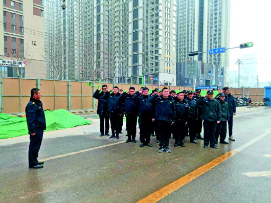 列队打拳,提振精气神