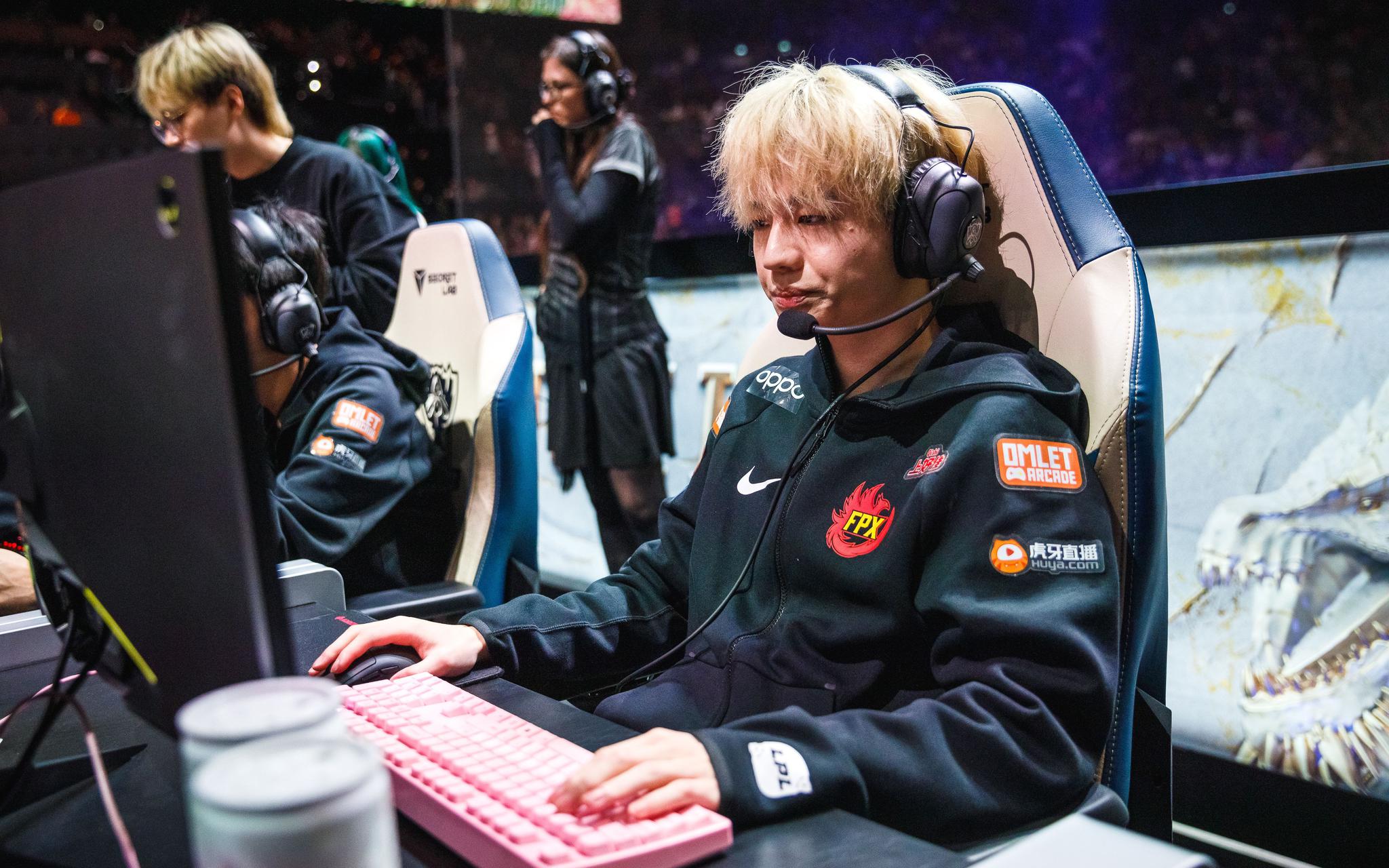 FPX招牌游走联动,刘青松是LPL亲密度最低的辅助-678卡盟 FPX招牌游走联动,刘青松是LPL亲密度最低的辅助-678卡盟