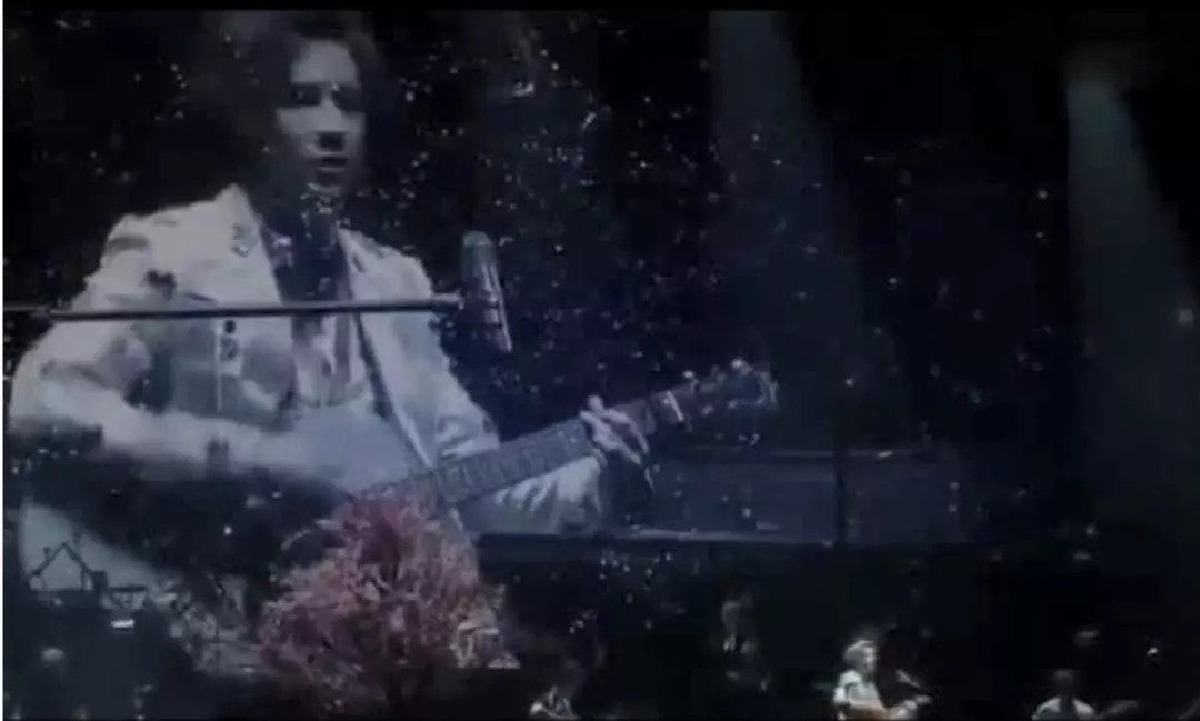 薛之谦喜当爹: 你和真爱之间, 永远差着一个前任