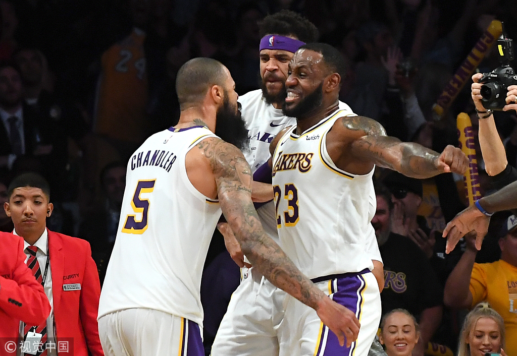 詹姆斯最新总得分图 lpNE-hnstwwr0498323.jpg