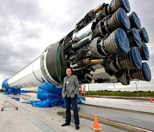 SpaceX明年4月将载人飞行 最终送美宇航员去空间站
