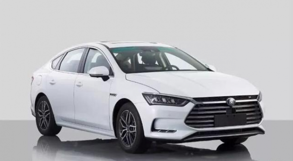 比亚迪全新一代秦迎来换代，德味好像更浓了