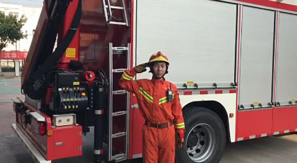 广州19岁消防员比武集训时离世 曾救出31条人命