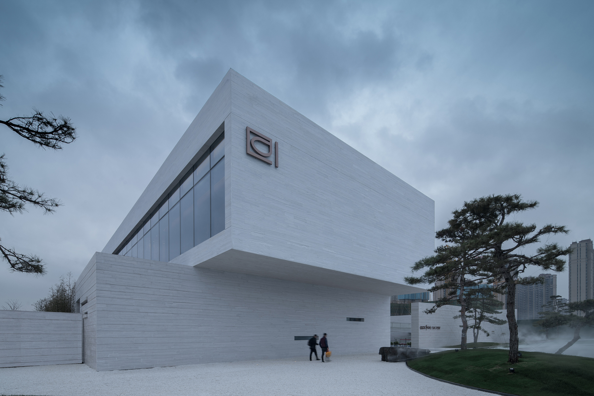 空境几何丨南昌华侨城纯水岸艺术展廊|院落|环桥|展廊_新浪新闻