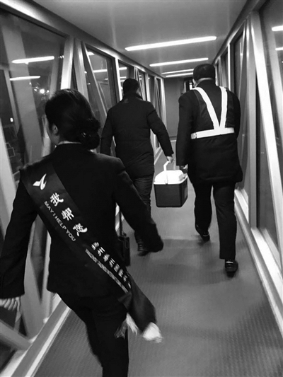 扬泰机场携手春秋航空 保障人体活体器官运输