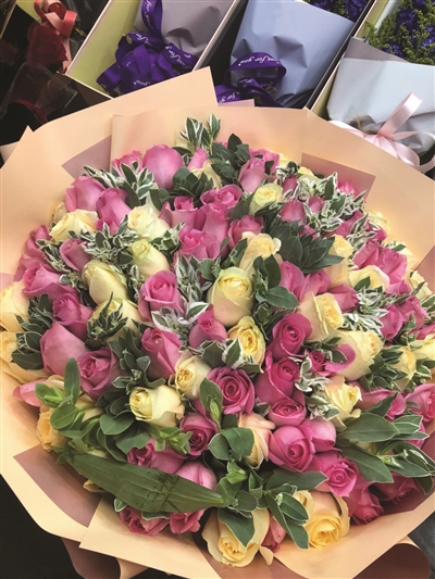 今年情人节,玫瑰“掉了价”