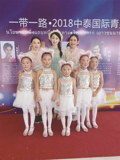 登上春晚舞台——南京小雪花艺术团绽放金陵