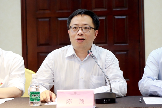 国家卫健委科教司司长杨青来湘雅医院调研