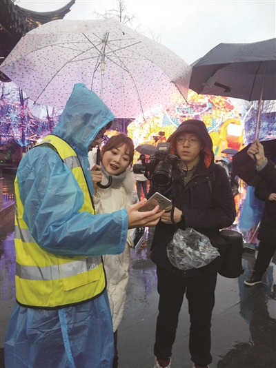 江苏移动5G超高清直击秦淮灯会