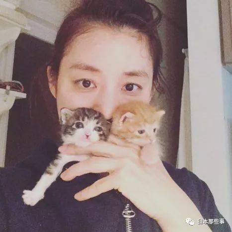 连续两年超天海祐希 她是日本女性憧憬的成熟女子