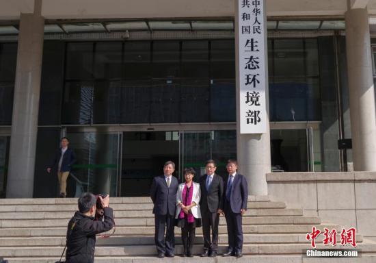 河北辛集环保监察人员被双开 处理力度为何如